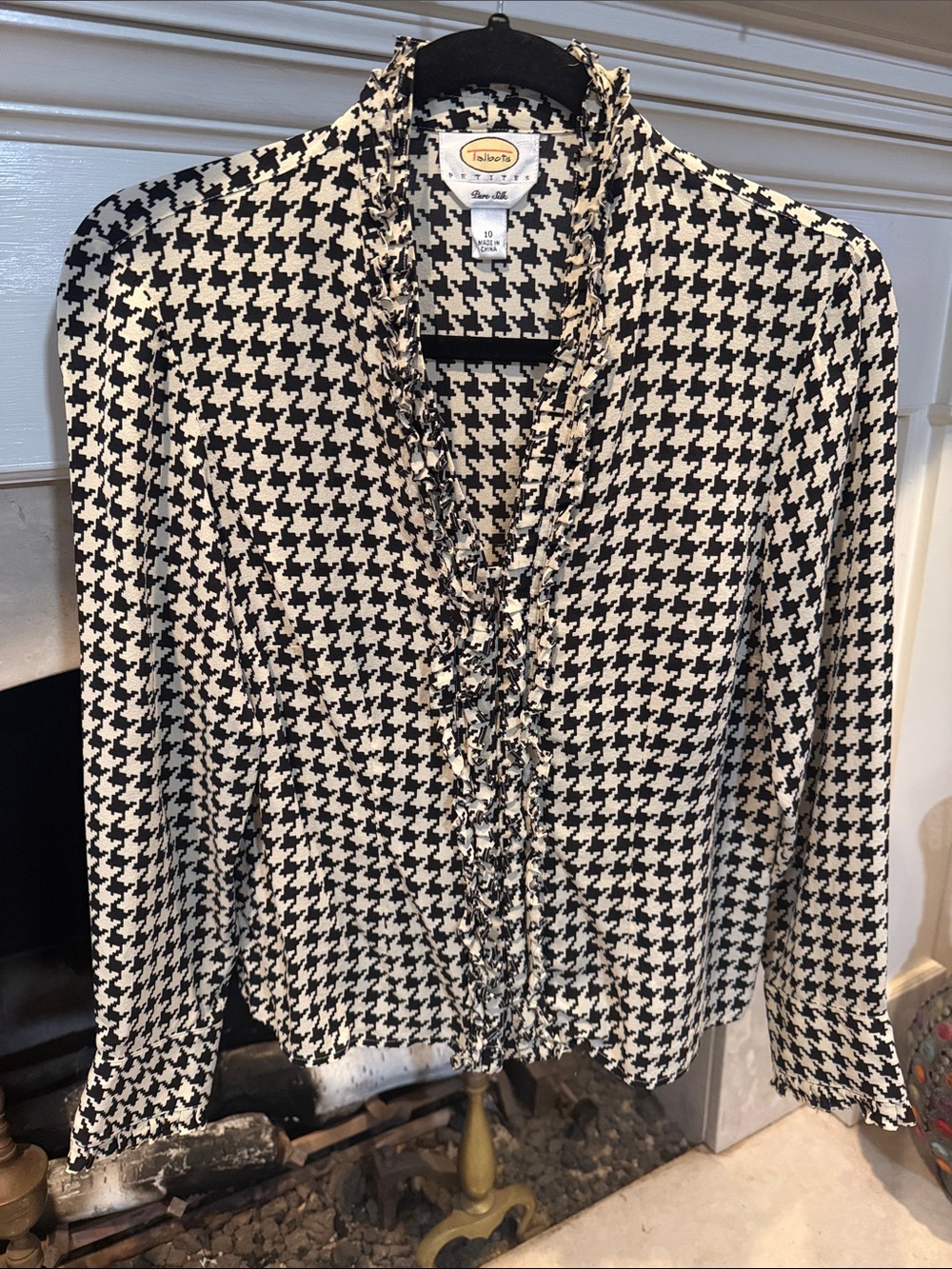 Talbots Black and Cream Houndstooth Ruffle Front Button-Down Pure Silk Top 10